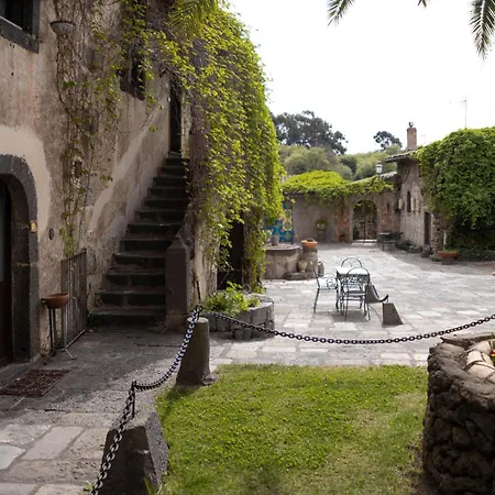 Parco Statella Farm stay *