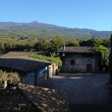 Parco Statella Farm stay *