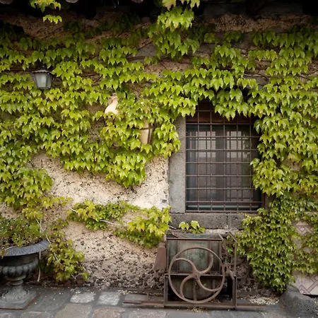 Parco Statella Farm stay *