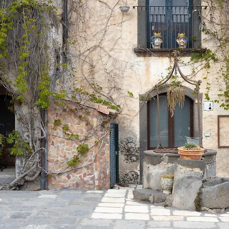 Parco Statella Farm stay Montelaguardia